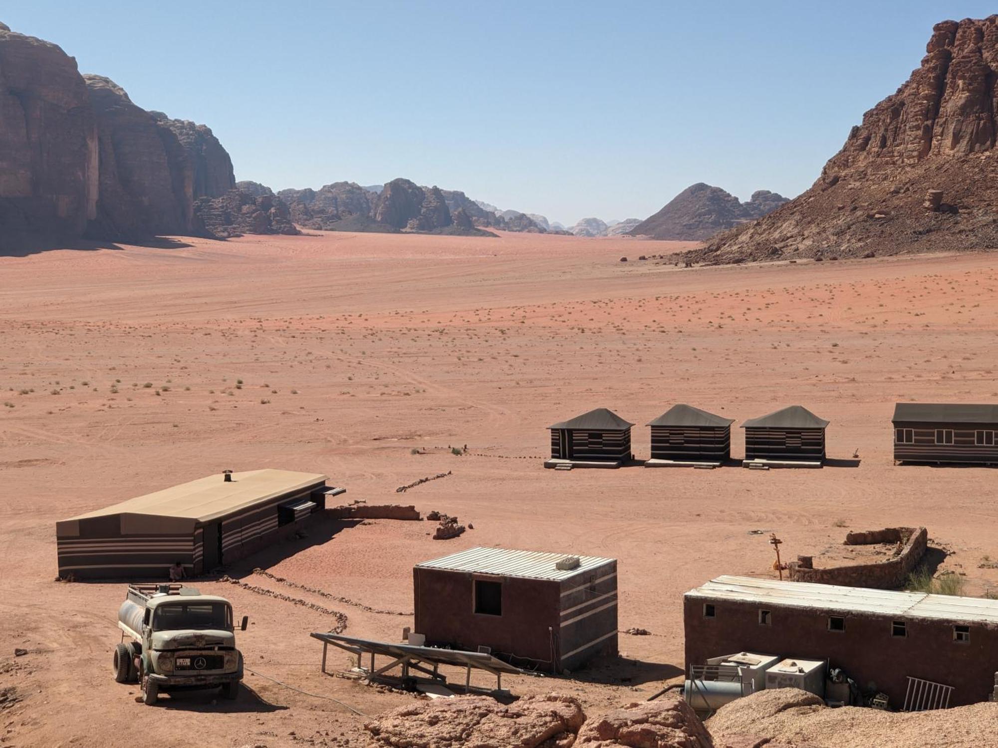 Wadi Rum Camp & Jeep Tour Exterior foto